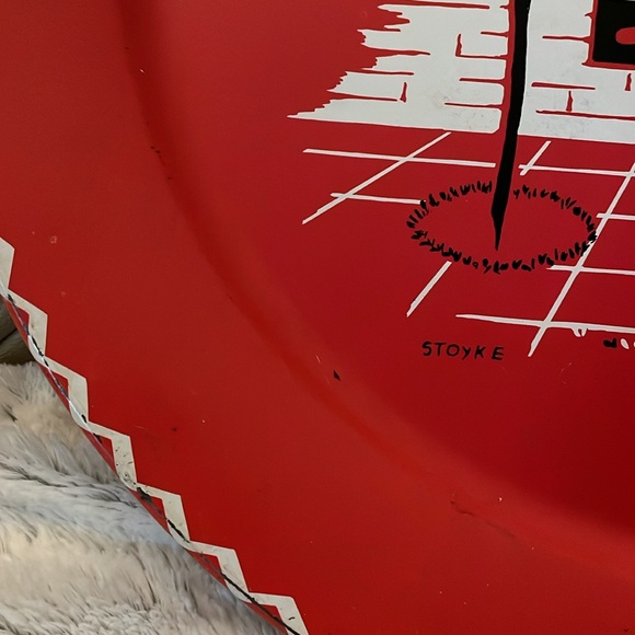 Vintage 1950’s Red Metal Decorative Plate with Chef Illustration - Picture 3 of 3